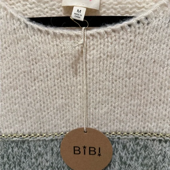 BiBi Women's Sweater in Green and Cream - Picture 2 of 2